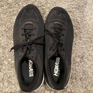 Men’s Hoka One one shoe